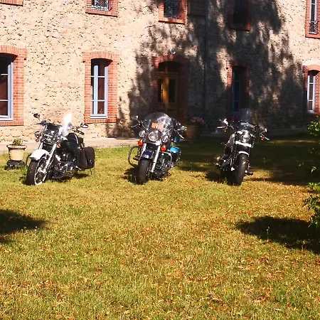 Les D'hotes De La Frissonnette * Auzelles