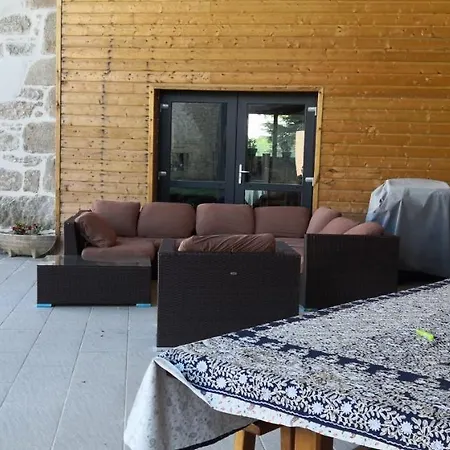 Les D'hotes De La Frissonnette Guest house