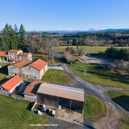 Les D'hotes De La Frissonnette Guest house Auzelles